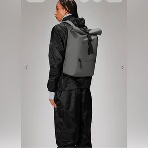 Rains Backpack Rolltop Rucksack Waterproof W3 Metallic Grey Unisex NWT